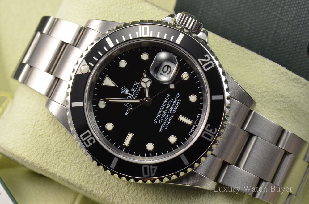 Rolex Submariner Date REHAUT Stainless Steel Automatic Oyster 16610 Watch  MSERIAL