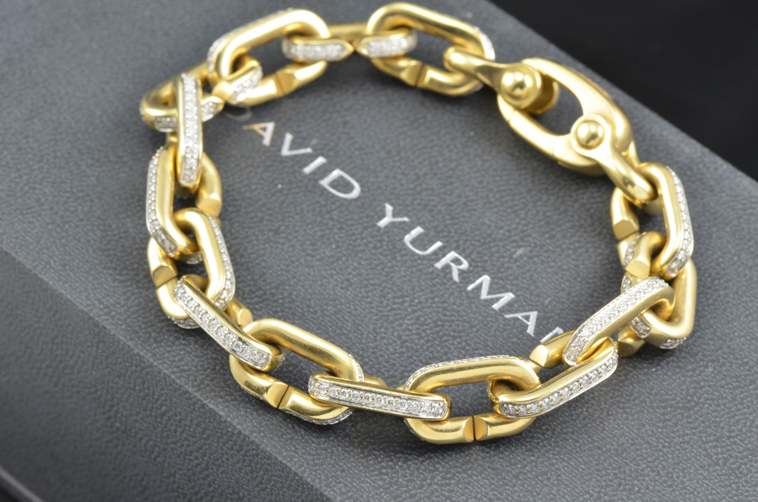 David Yurman Chain Link 18K Yellow Gold w/ Pave Diamonds 10.3MM