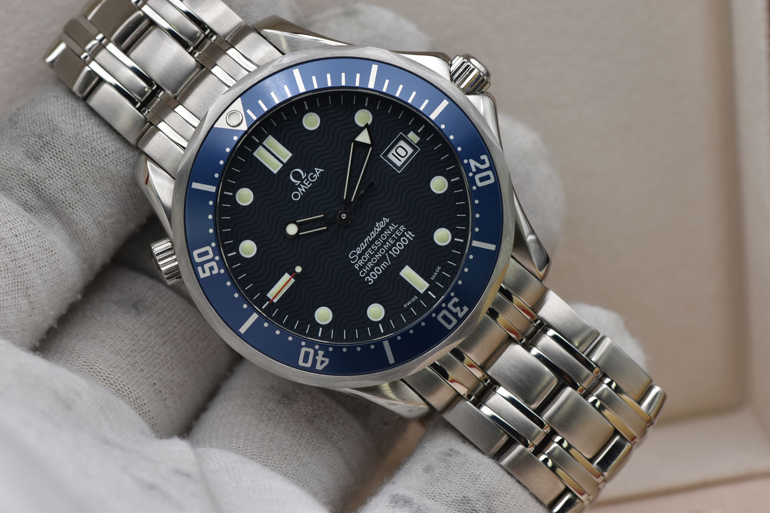 Mens Omega Seamaster Professional 300m “Bond” 41mm Automatic Watch