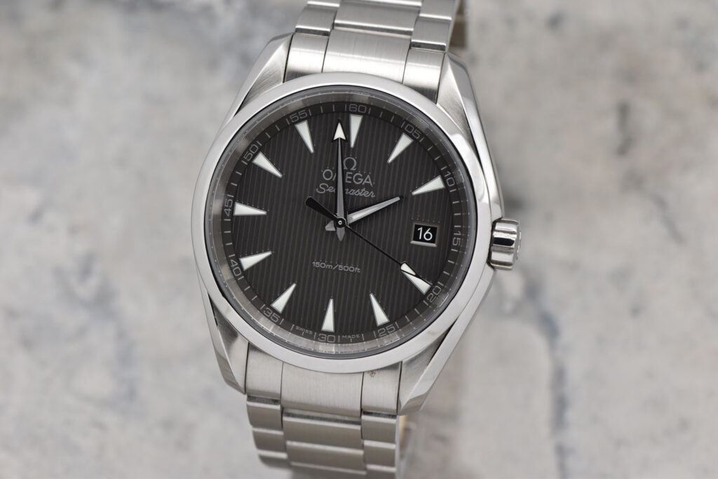 Mens Omega Seamaster Aqua Terra 150M Quartz 38.5MM Grey Dial Watch 231.10.39.60.06.001