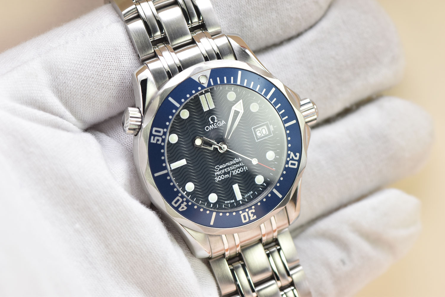 Omega Seamaster Professional 300M Quartz Blue Wave Dial
