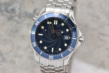 New Old Stock Unpolished Omega Seamaster James Bond Casino Royale "Gun Barrel" Limited Edition 007 Watch 2226.80 #6211
